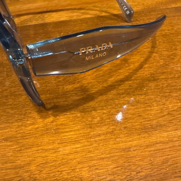 PRADA blue sunglasses - Picture 1 of 4